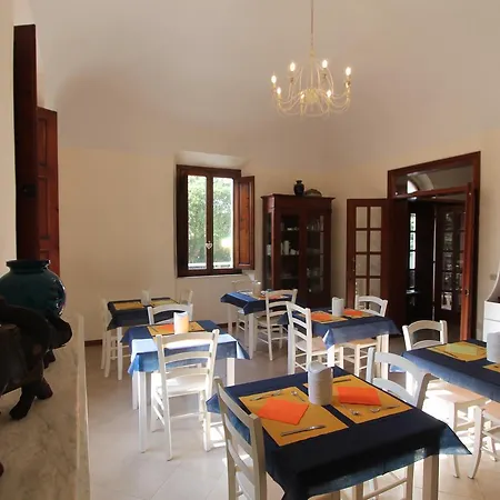 La Marinella Hotell 2*